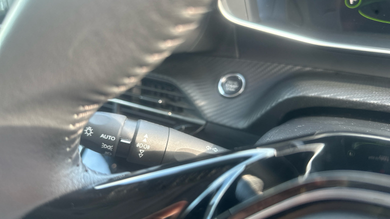 Peugeot 2008 1.5 BlueHDi 110 Allure Premium 5dr Diesel Estate